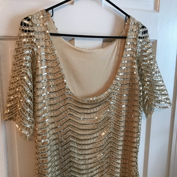 NWOT Gold Sequin dress - Picture 5 of 7